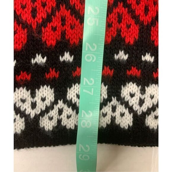 Vintage Patterned Sweater - Picture 8 of 8